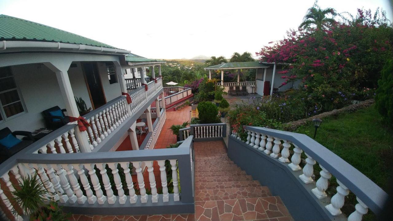 Classique International in Dominica Marigot Extérieur photo